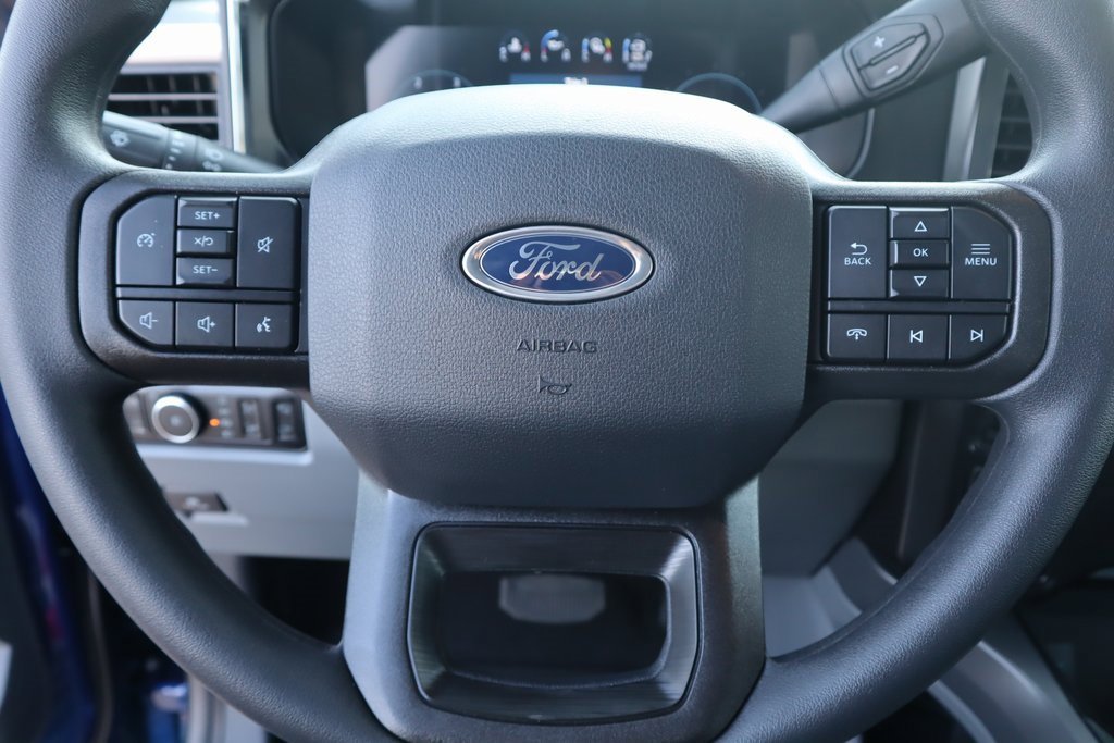 New 2026 Ford F250 XLT w/ XLT Premium Package image 3