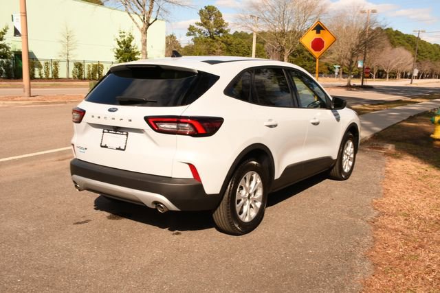 Used 2025 Ford Escape Active image 3