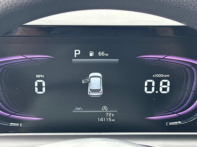 Used 2025 Kia Seltos LX AWD/4WD image 12