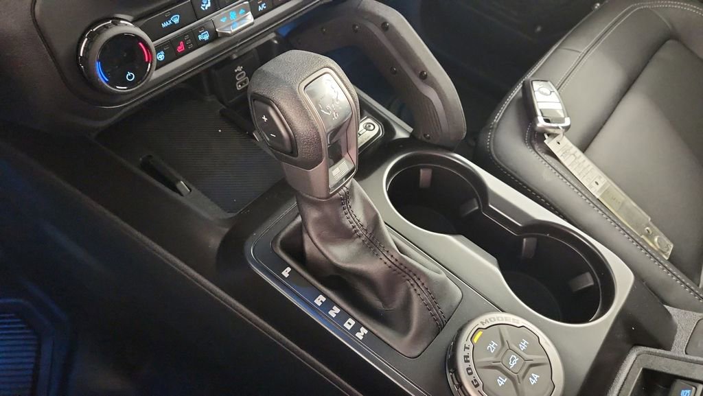 New 2026 Ford Bronco Badlands image 28