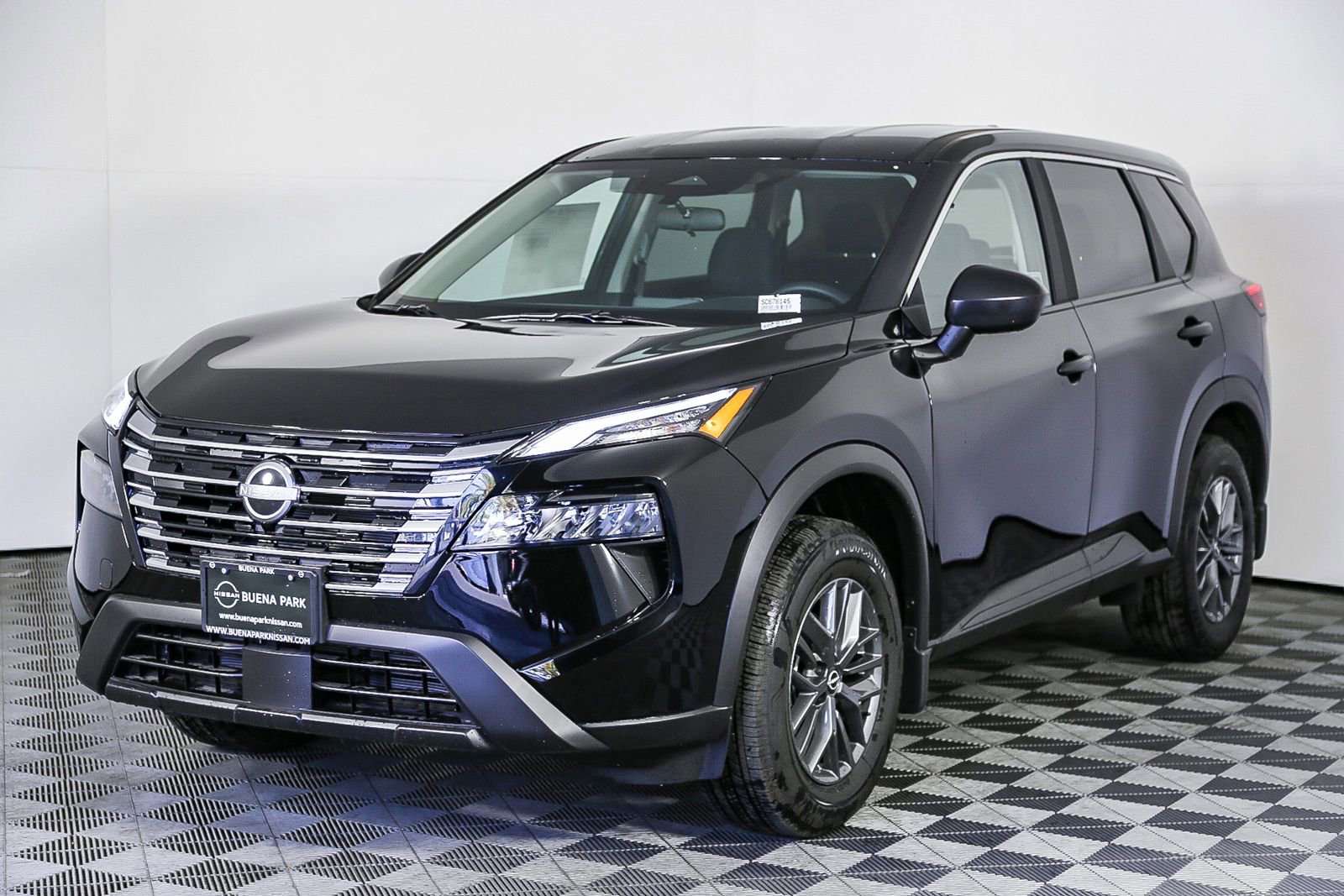 New 2026 Nissan Rogue S image 5