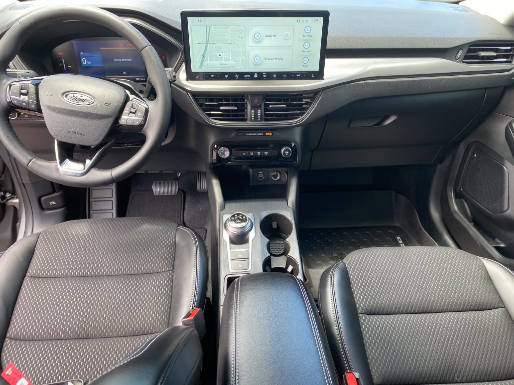 Used 2026 Ford Escape SE FWD image 12