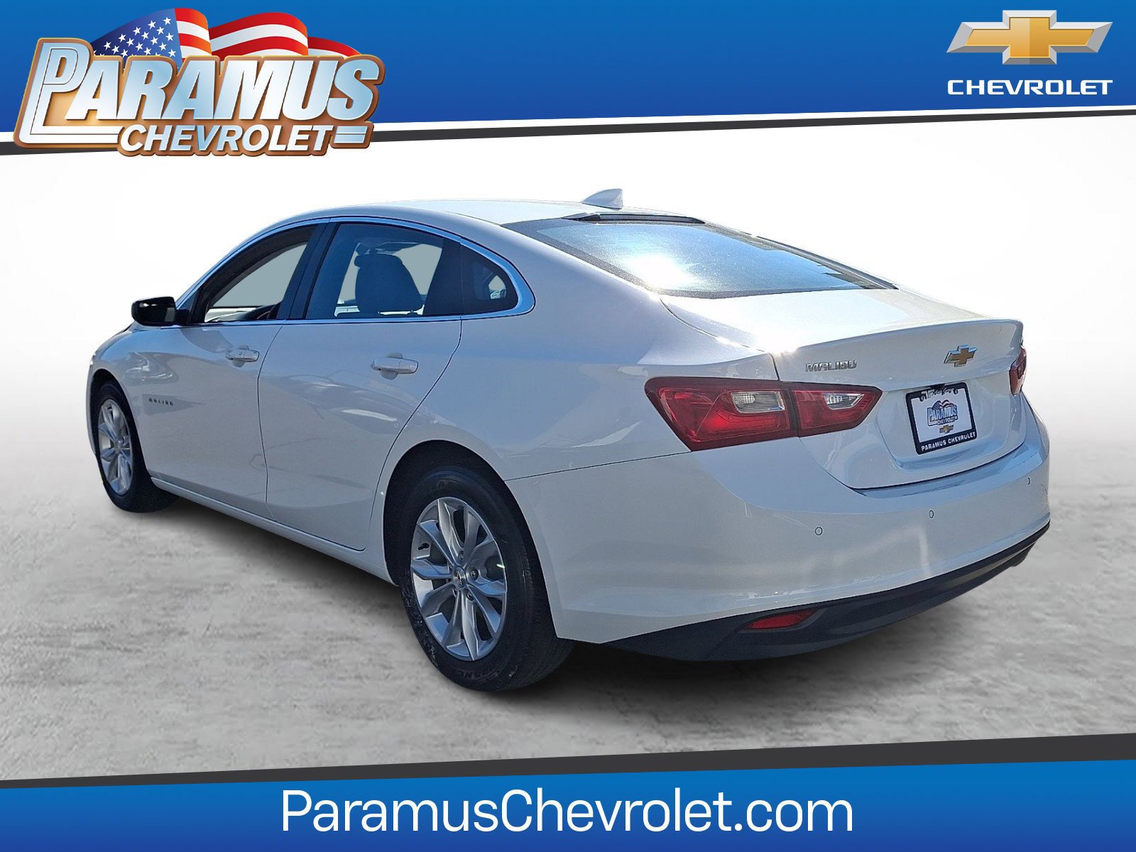 Used 2025 Chevrolet Malibu LT FWD image 4
