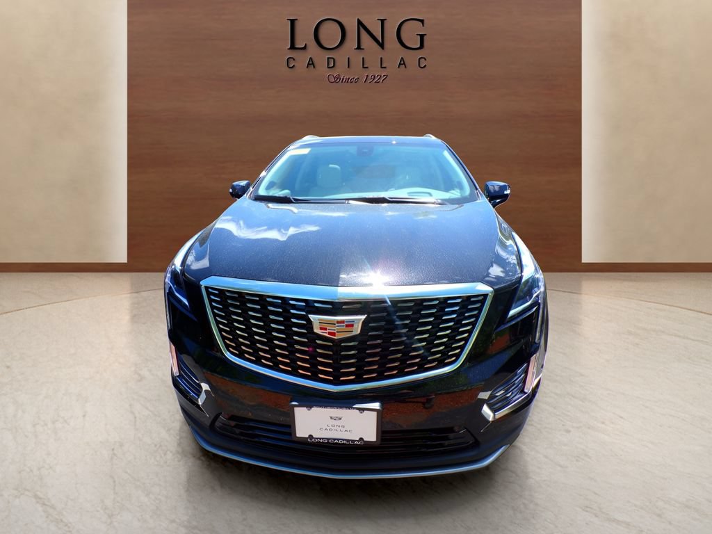 New 2026 Cadillac XT5 Premium Luxury w/ LPO, Floor Liner Package AWD/4WD image 2