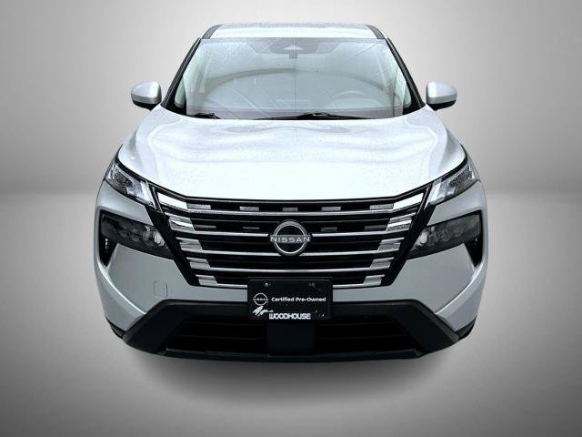 Certified 2025 Nissan Rogue SV AWD/4WD image 2