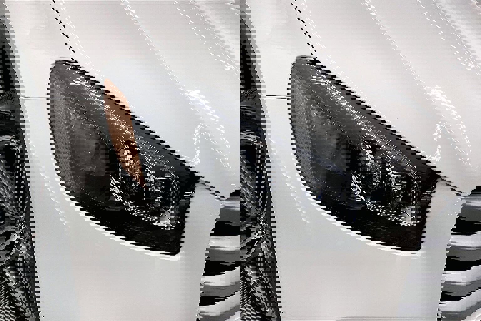 Used 2026 Mercedes-Benz GLS 450 4MATIC image 25