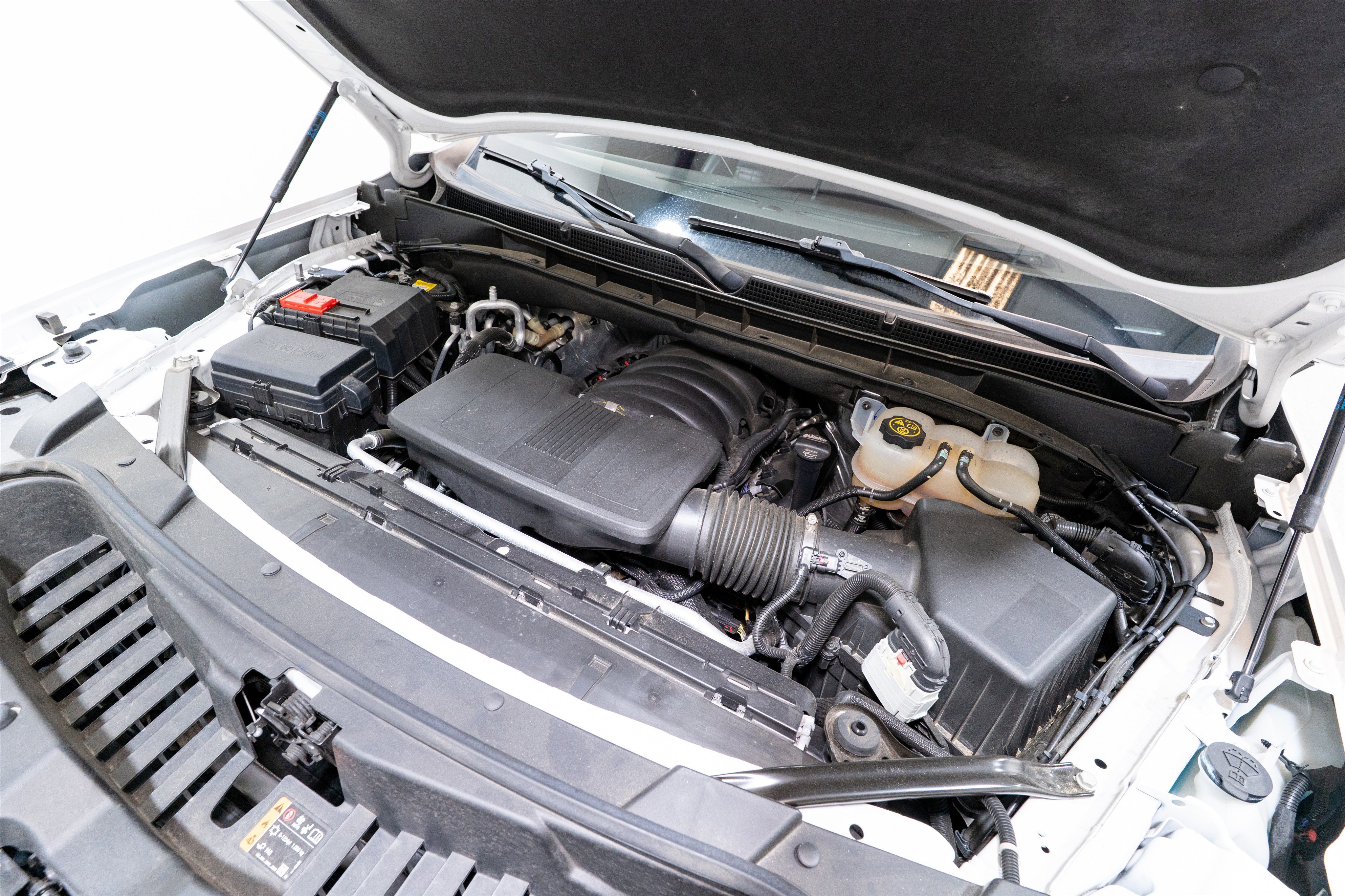 Used 2023 Cadillac Escalade Sport Platinum w/ LPO, ONYX Package image 43