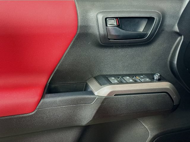 Certified 2023 Toyota Tacoma SR5 AWD/4WD image 13