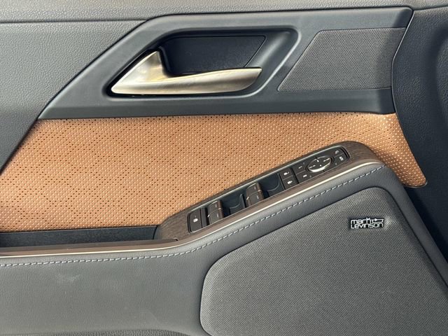 Used 2025 Lexus GX 550 w/ Accessory Package (Z1) AWD/4WD image 17