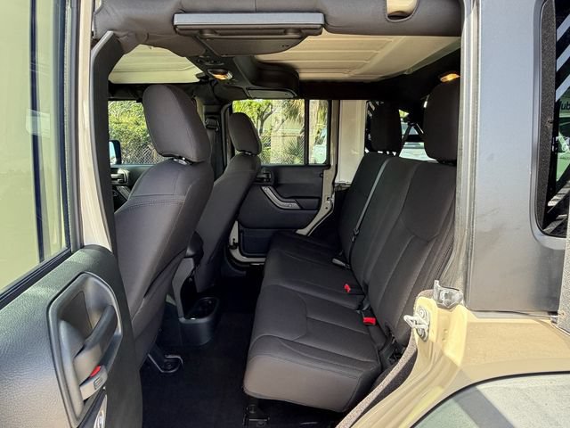 Used 2018 Jeep Wrangler Unlimited Sport AWD/4WD image 12