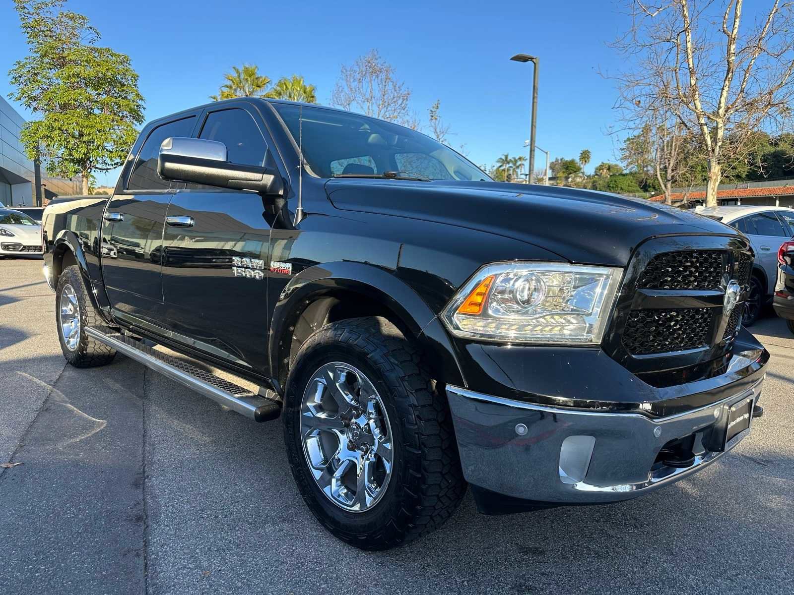 Used 2015 RAM 1500 Laramie w/ Convenience Group image 3