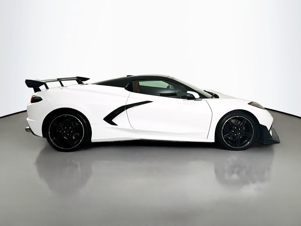 Used 2023 Chevrolet Corvette Stingray Convertible w/ Z51 Performance Package RWD image 8