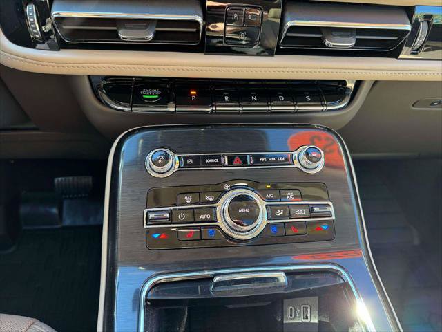 Certified 2023 Lincoln Nautilus Reserve AWD/4WD image 31