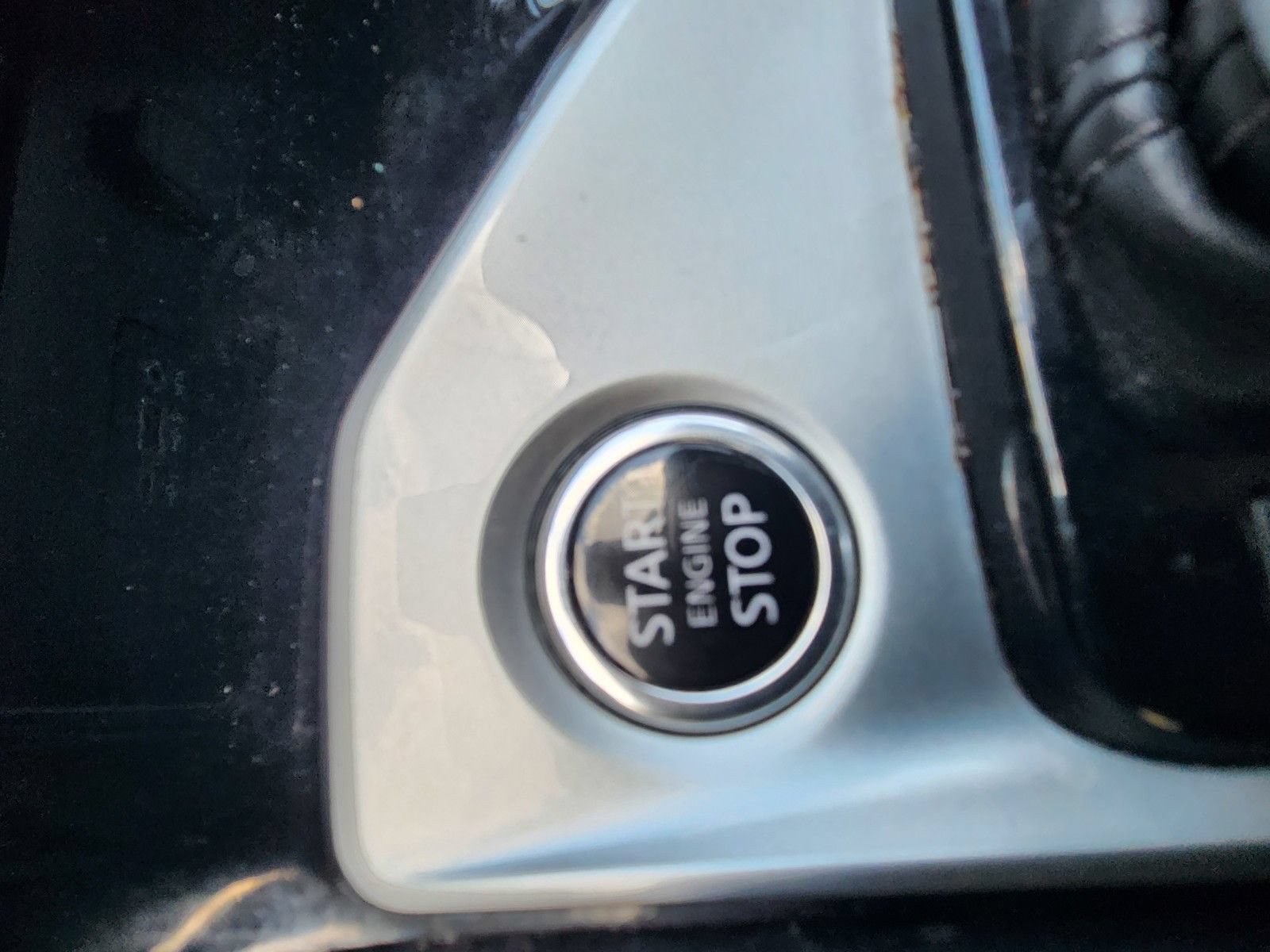 Used 2024 Nissan Altima 2.5 SV FWD image 40