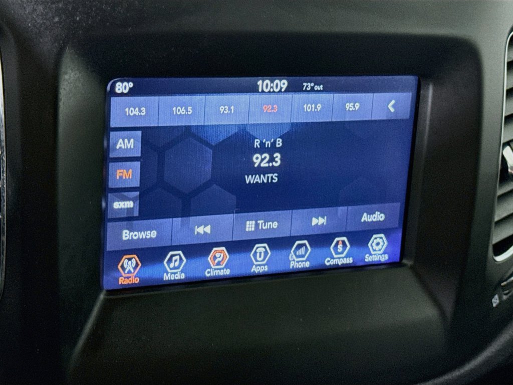 Used 2018 Jeep Compass Sport w/ Tech Group AWD/4WD image 6