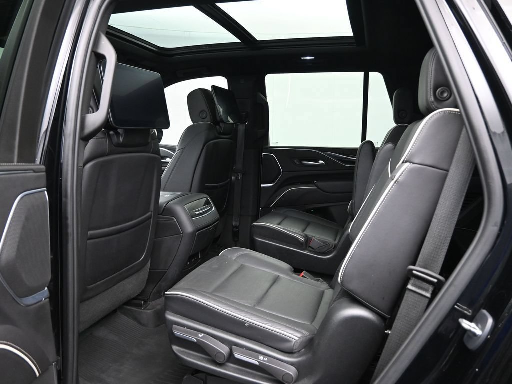 Used 2023 Cadillac Escalade Sport w/ Touring Package AWD/4WD image 21