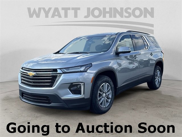 Used 2023 Chevrolet Traverse LT
