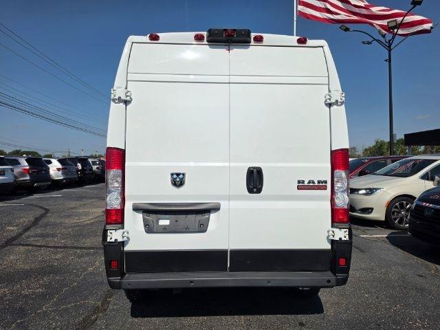 Used 2022 RAM ProMaster 2500 w/ Driver Convenience Group FWD image 6
