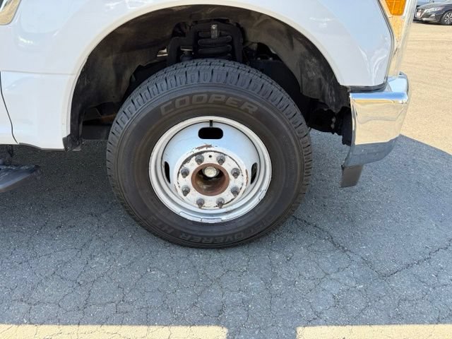 Used 2017 Ford F350 XL w/ Power Equipment Group RWD image 11