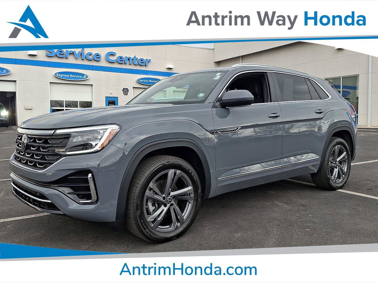 Used 2024 Volkswagen Atlas Cross Sport SEL R-Line image 1