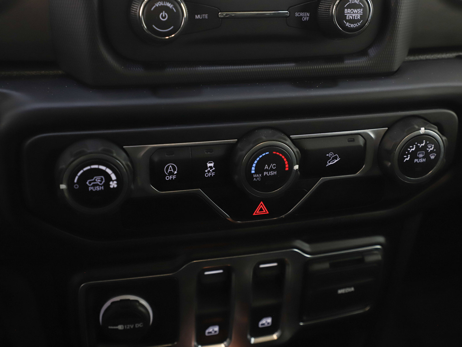 Used 2020 Jeep Wrangler Sport image 20