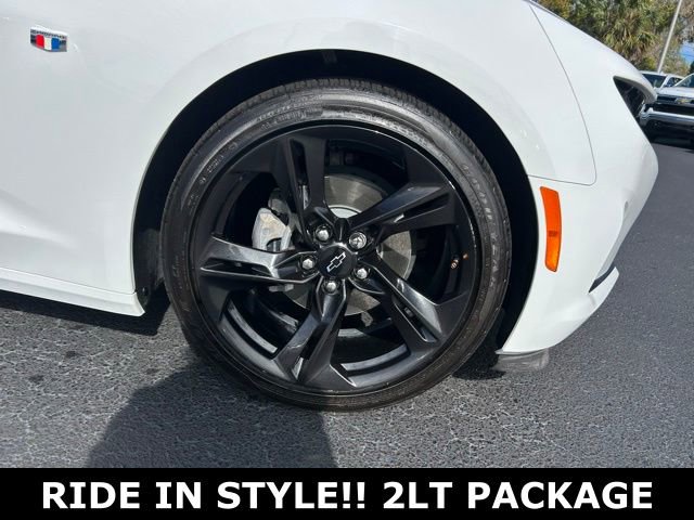 Used 2024 Chevrolet Camaro LT image 9