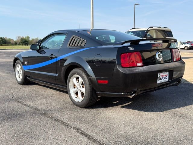 Used 2009 Ford Mustang GT RWD image 7
