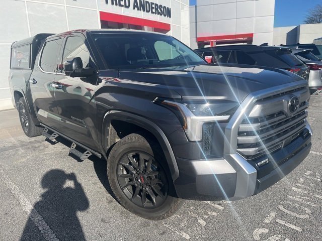 Used 2023 Toyota Tundra Limited image 3