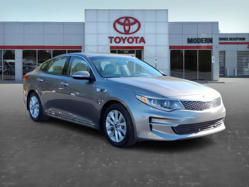 Used 2016 Kia Optima EX image 8