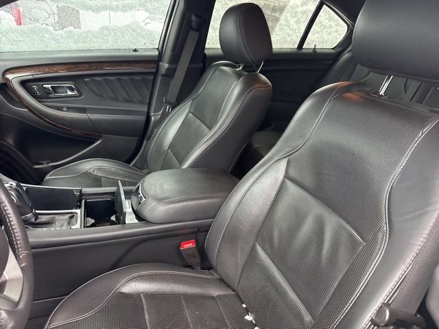Used 2019 Ford Taurus Limited image 23