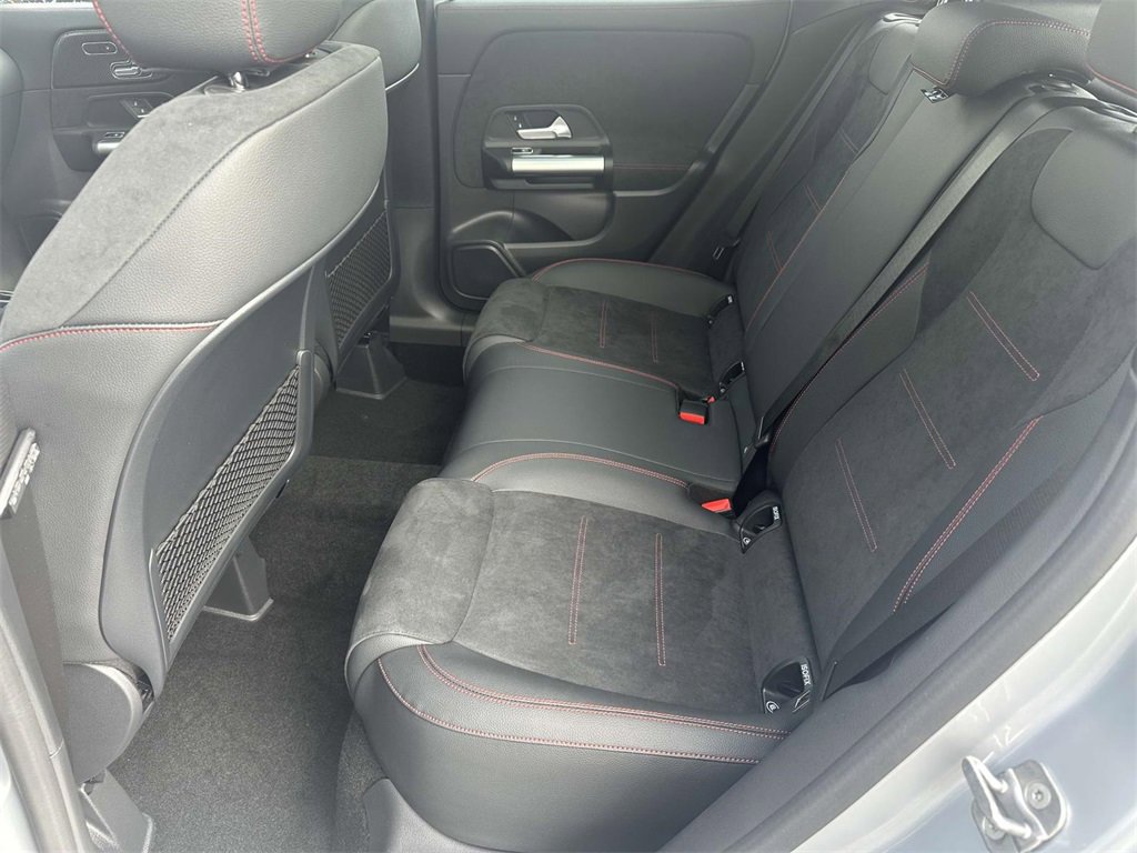 New 2025 Mercedes-Benz GLA 250 image 23