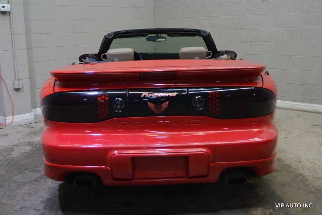 Used 2002 Pontiac Firebird Convertible w/ Sport Appearance Pkg image 12