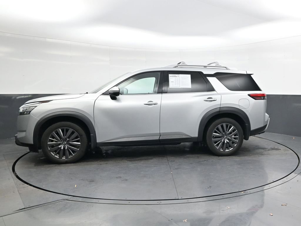 Used 2022 Nissan Pathfinder SL w/ SL Premium Package image 8