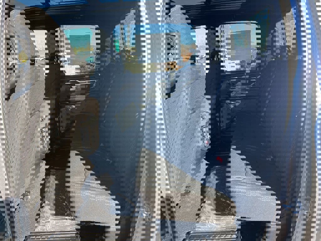 New 2026 RAM 1500 4x4 Crew Cab image 16