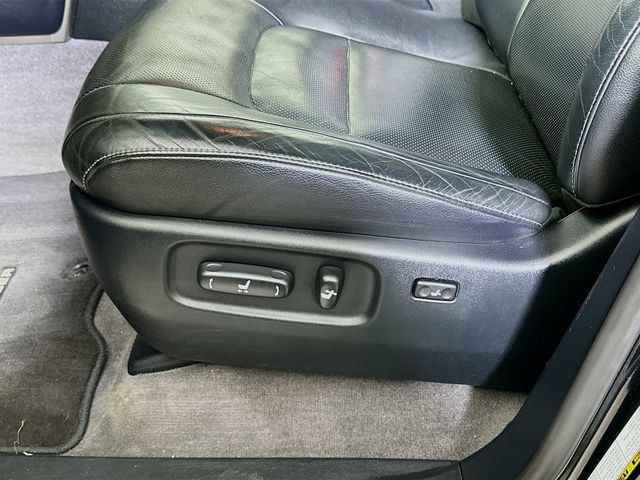 Used 2014 Toyota Land Cruiser AWD/4WD image 25