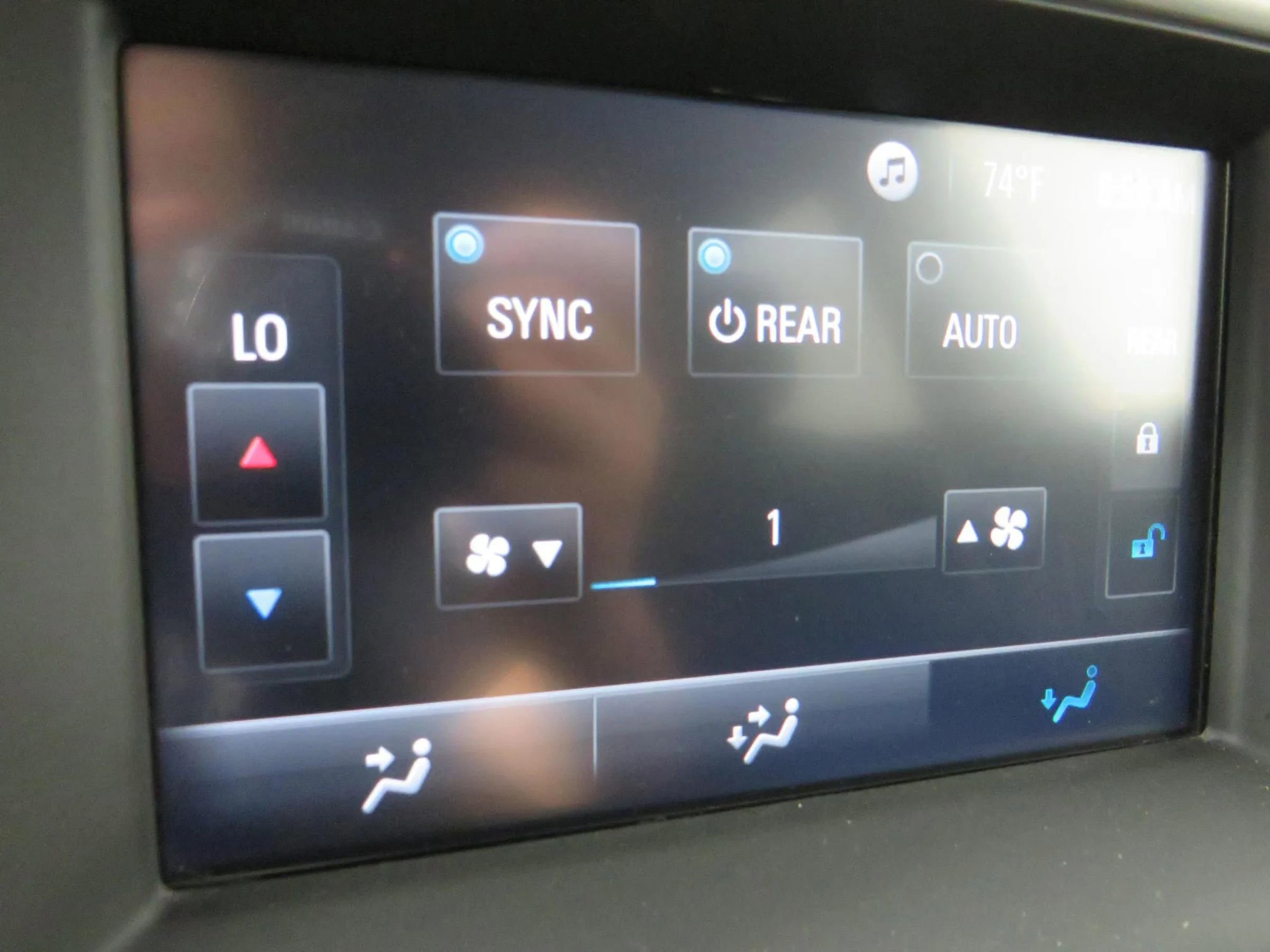 Used 2019 GMC Acadia SLE w/ LPO, Floor Liner Package image 19