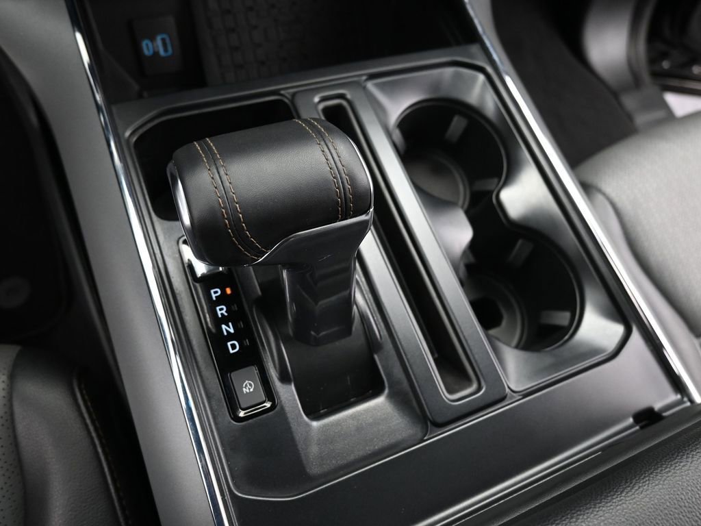 Used 2024 Ford F150 Lightning Lariat image 21