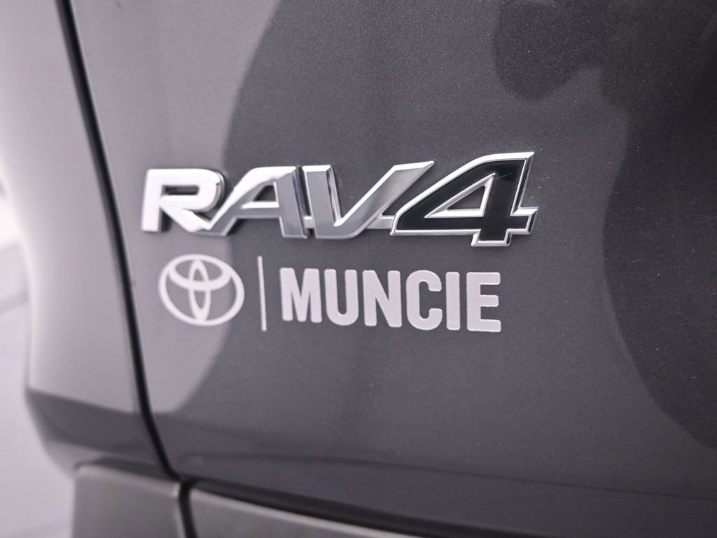 Used 2024 Toyota RAV4 XLE image 40