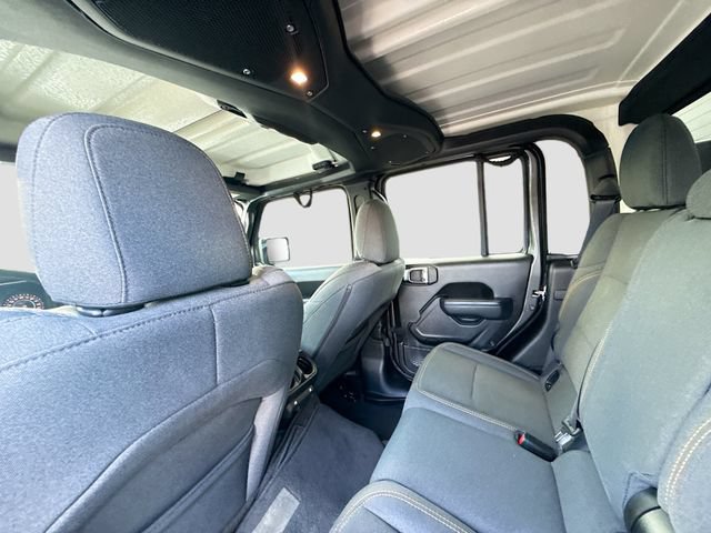 Used 2025 Jeep Gladiator Sport AWD/4WD image 23