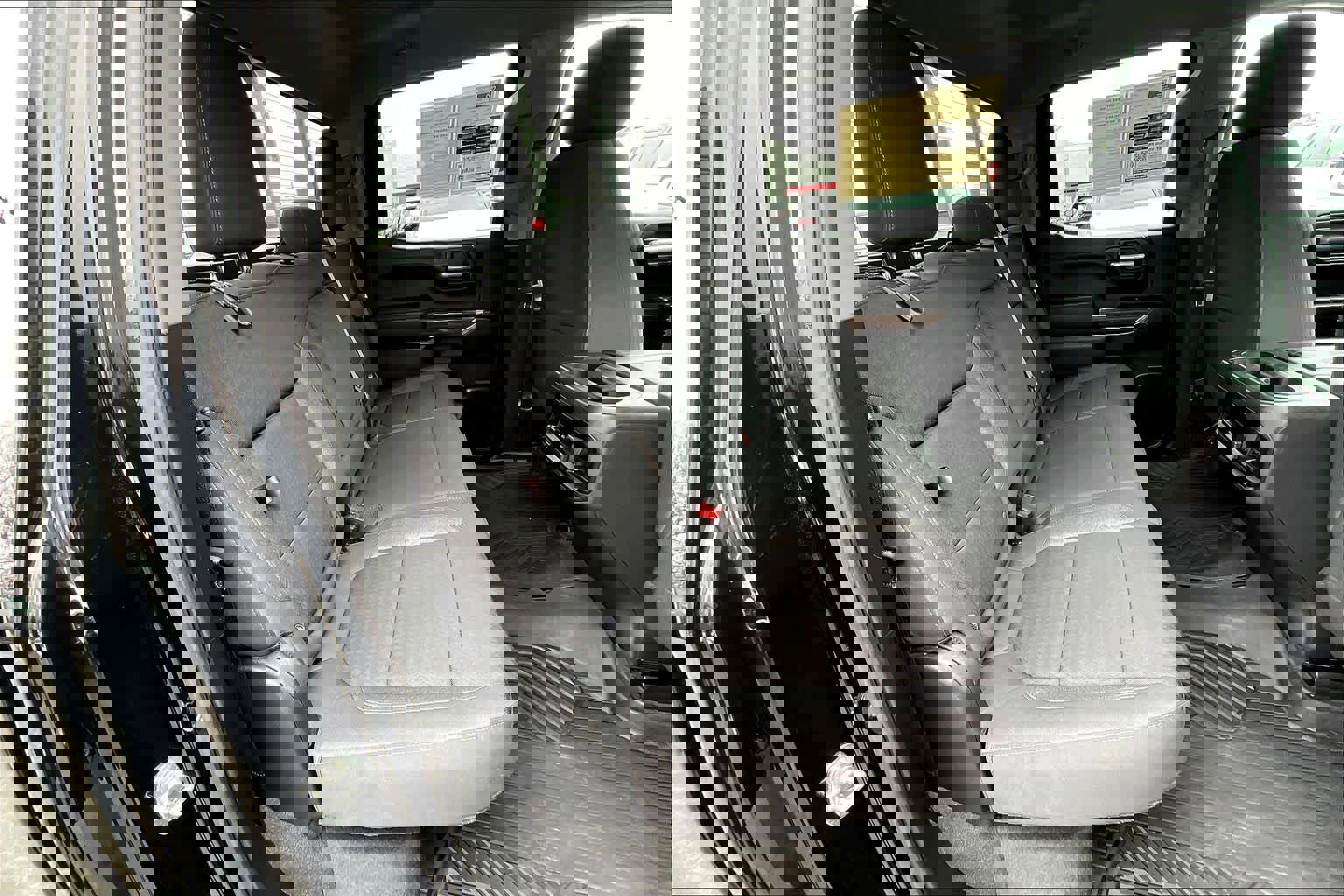 Used 2021 Chevrolet Silverado 1500 LT Trail Boss AWD/4WD image 18