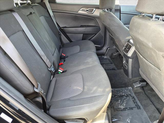 Used 2026 Kia Sportage LX FWD image 24