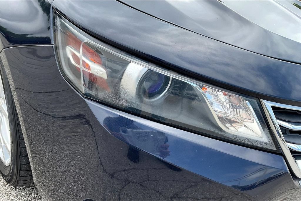 Used 2018 Chevrolet Impala LT FWD image 24