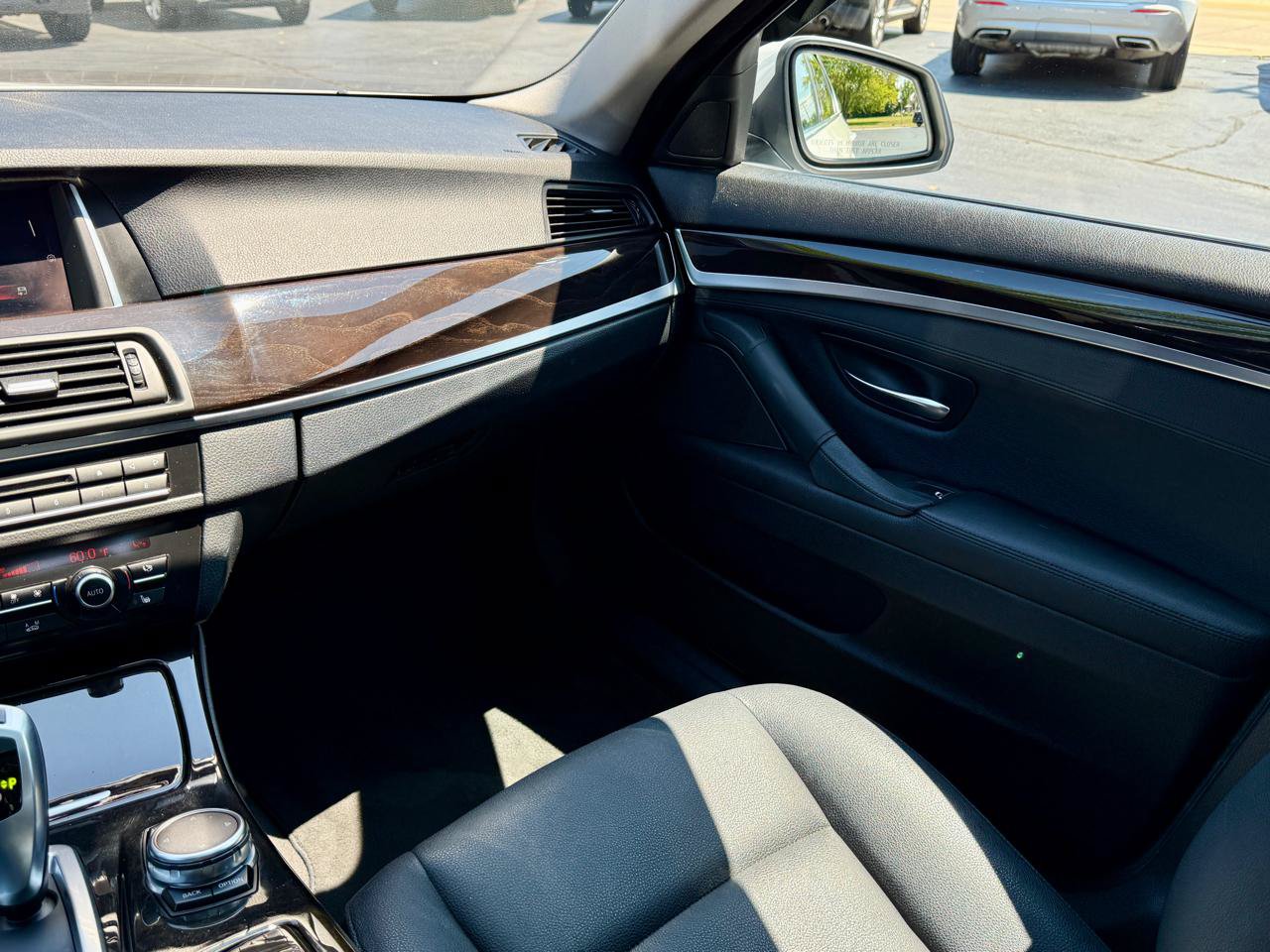 Used 2015 BMW 528i xDrive Sedan AWD/4WD image 28