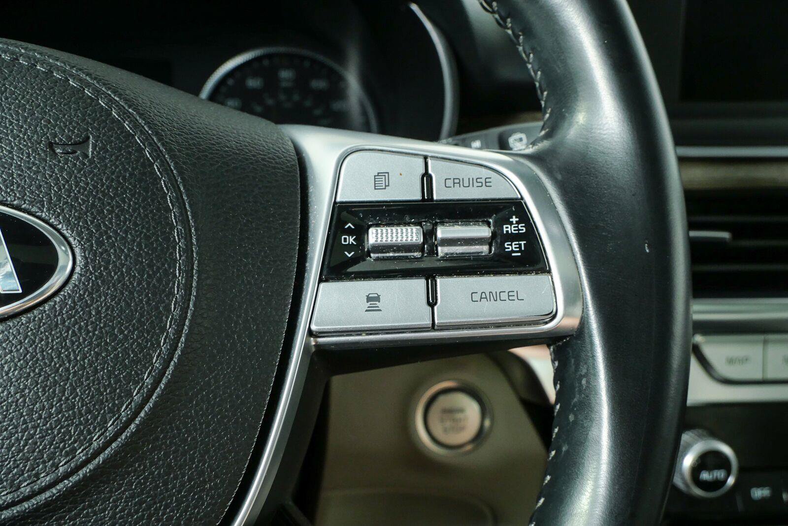 Used 2020 Kia Telluride EX w/ EX Premium Package FWD image 12