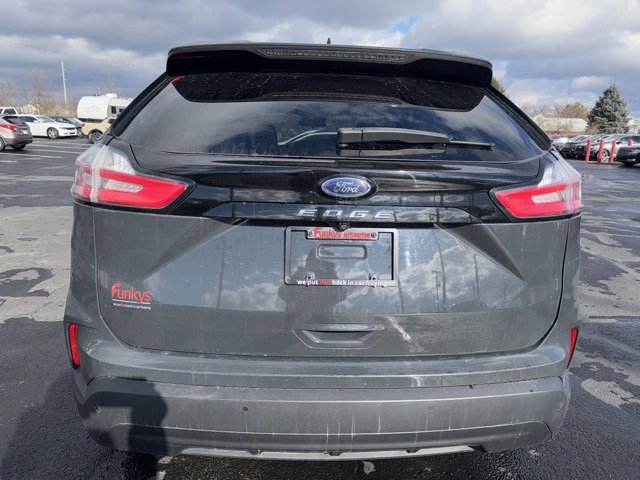 Used 2021 Ford Edge SE image 6