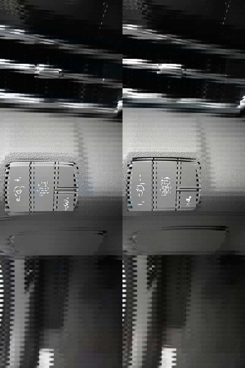 New 2026 Hyundai Elantra Blue image 21