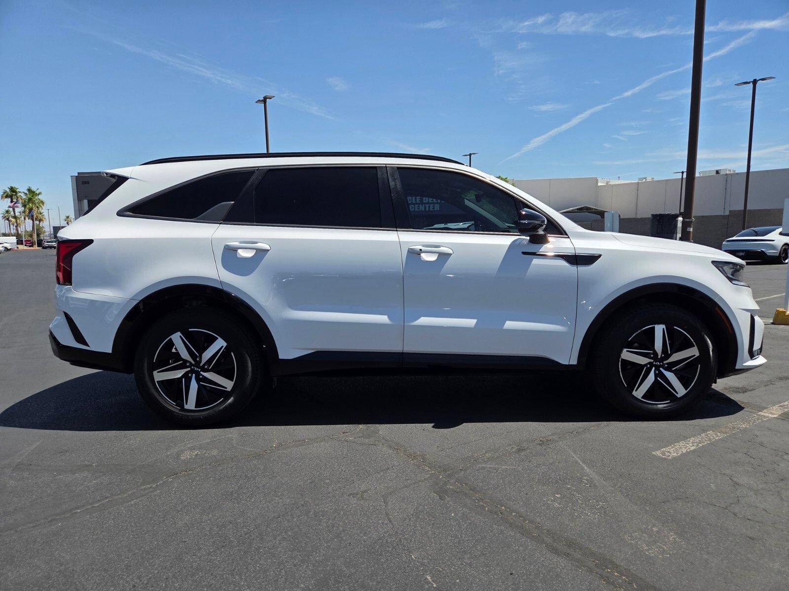 Used 2022 Kia Sorento S w/ Panoramic Sunroof Package FWD image 7