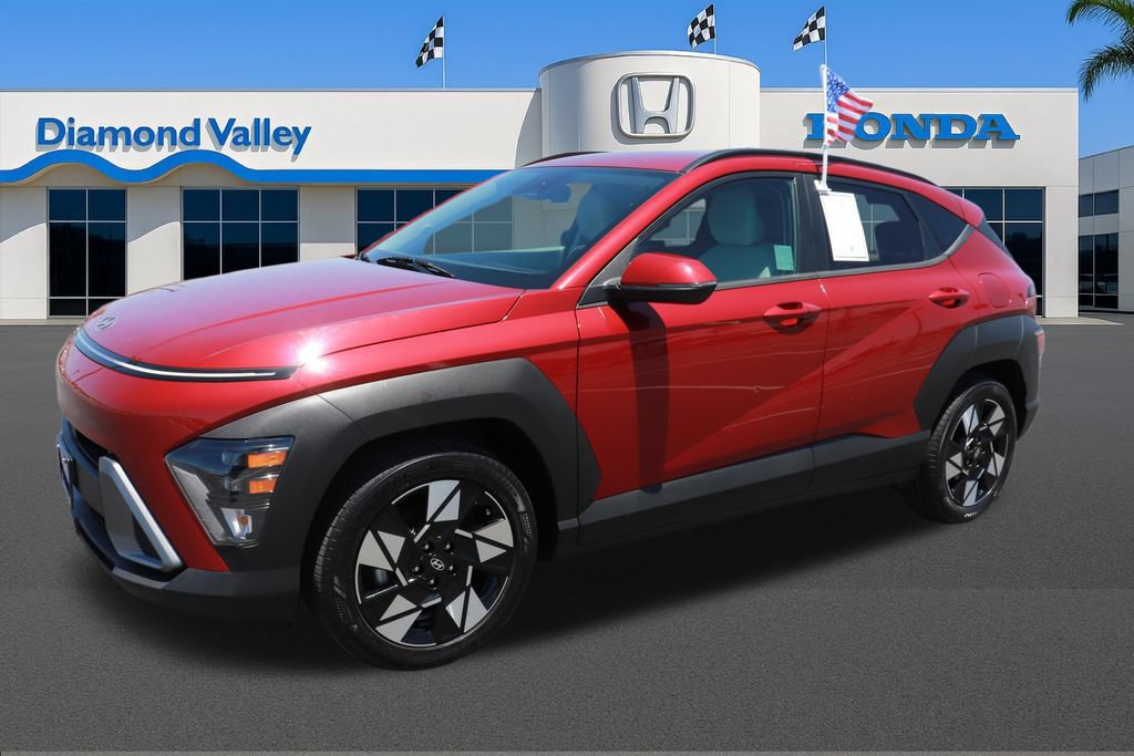 Used 2024 Hyundai Kona SEL FWD image 3