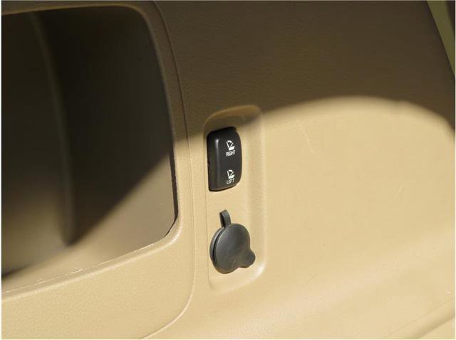 Used 2007 Ford Edge SEL image 12