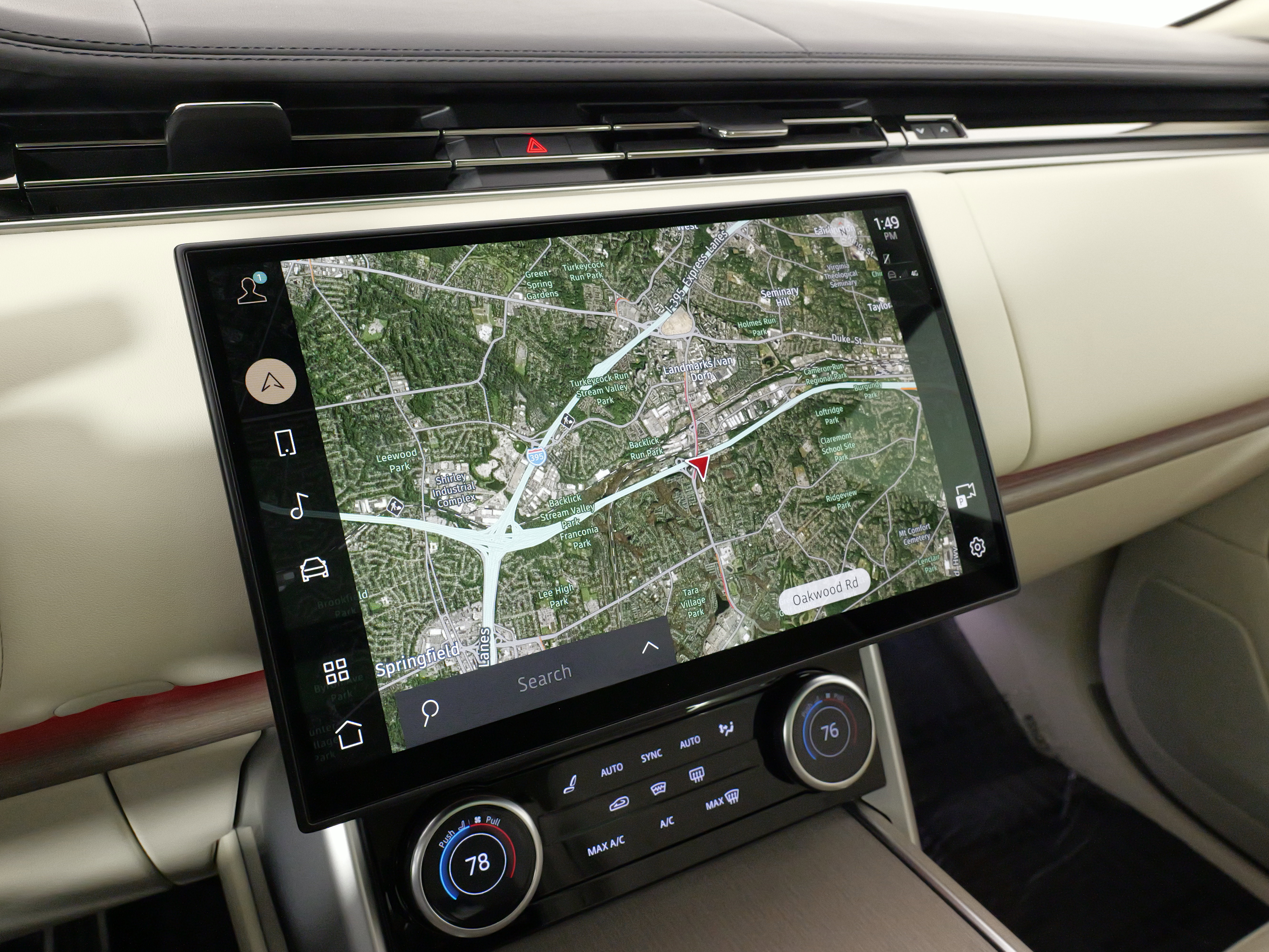 Used 2023 Land Rover Range Rover SE image 45